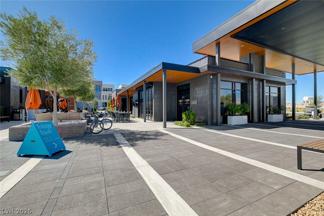10255 Crimson Currant Street Las Vegas NV 89143