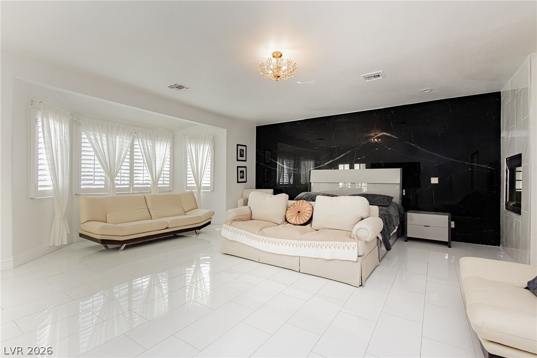32 Princeville Lane Las Vegas NV 89113