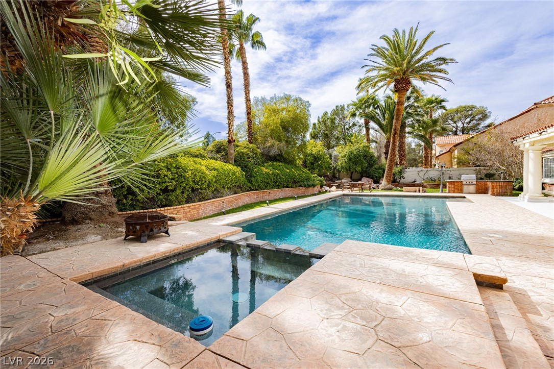 32 Princeville Lane Las Vegas NV 89113