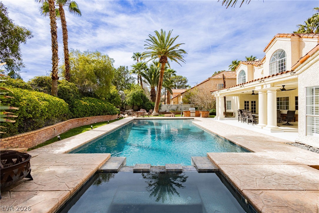 32 Princeville Lane Las Vegas NV 89113