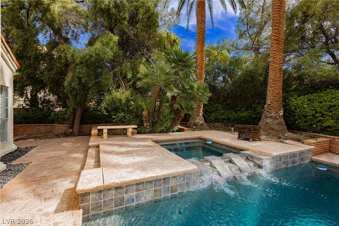 32 Princeville Lane Las Vegas NV 89113