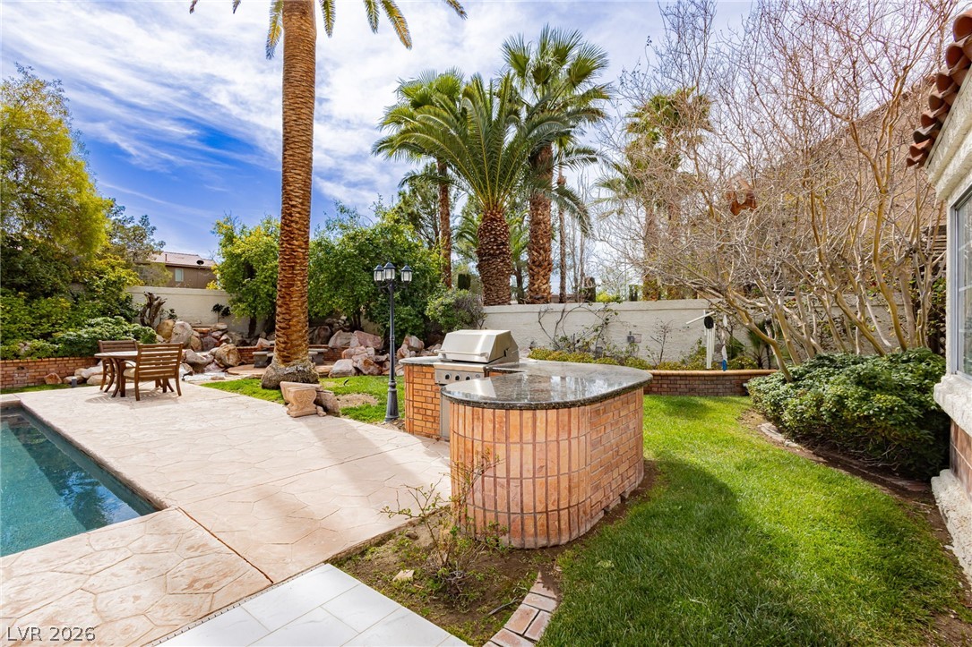 32 Princeville Lane Las Vegas NV 89113