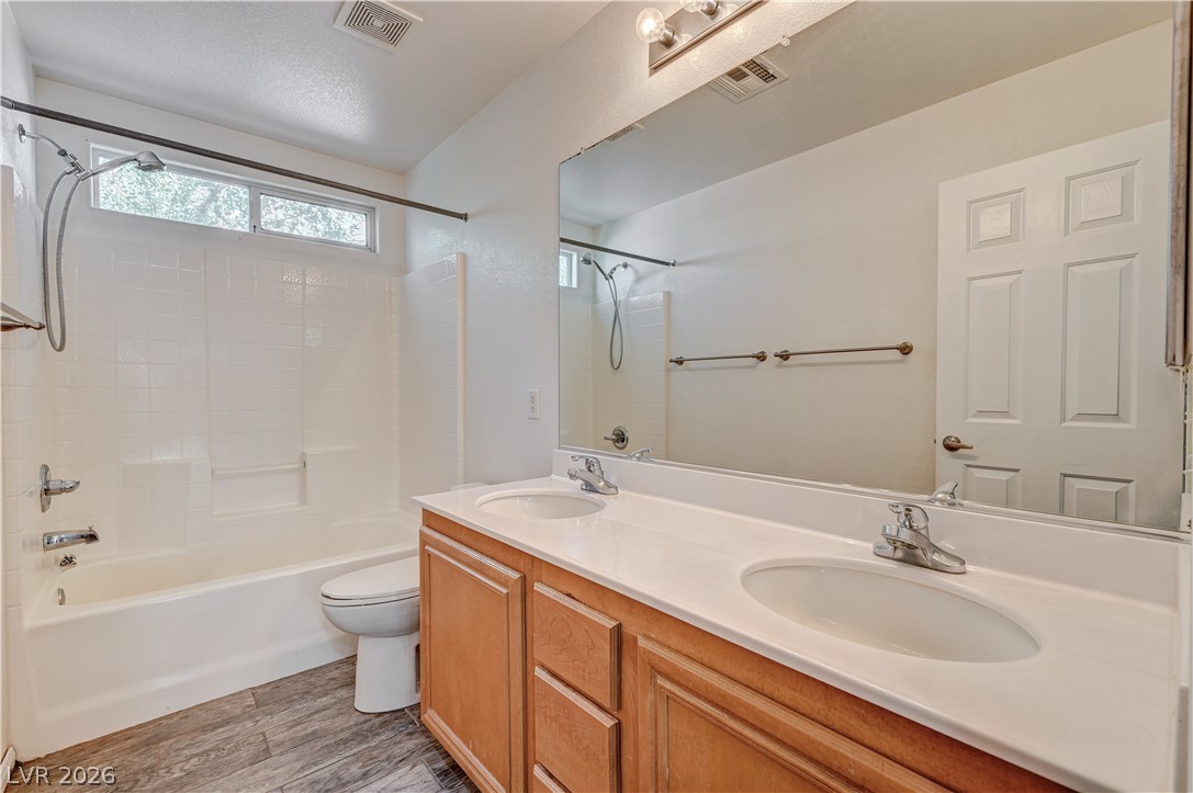 5032 Stumbling Colt Court Las Vegas NV 89131