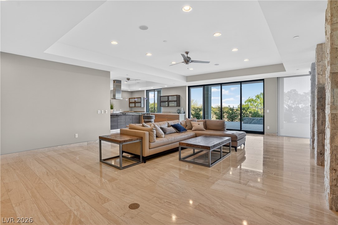 98 Sun Glow Lane Las Vegas NV 89135