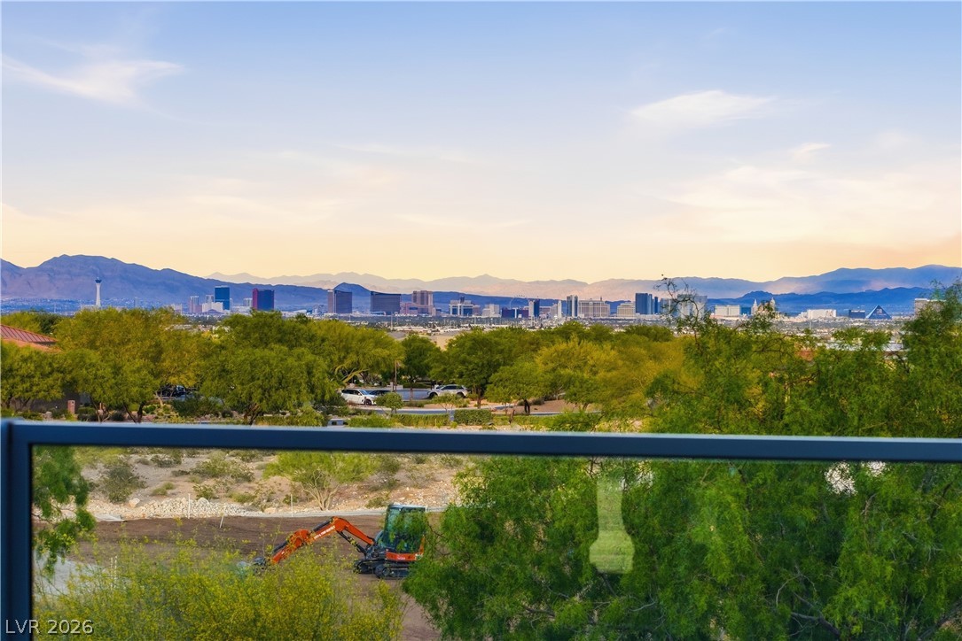 98 Sun Glow Lane Las Vegas NV 89135