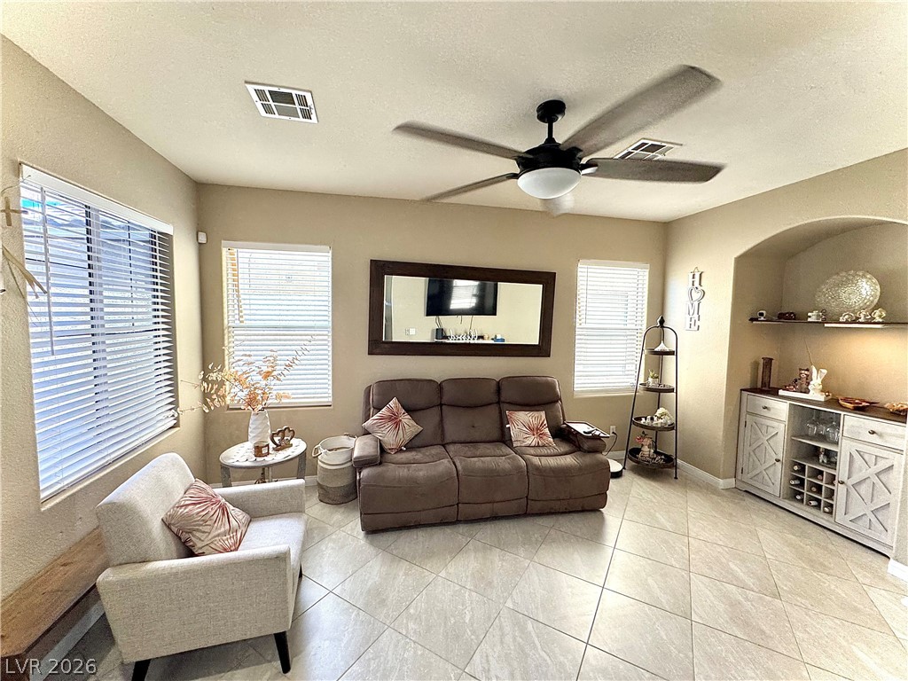 6240 Dartington Hall Street Henderson NV 89011