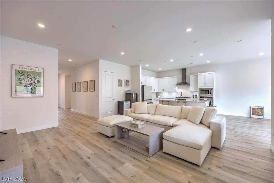 8935 Cassia Winds Street Las Vegas NV 89166