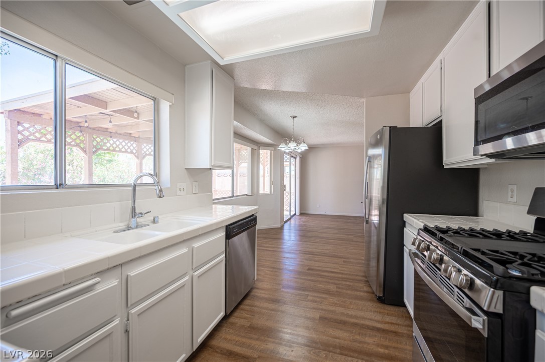 4386 Newhaven Drive Las Vegas NV 89147