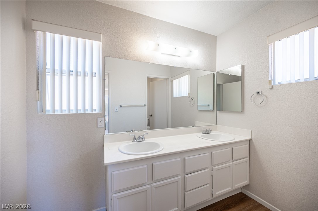4386 Newhaven Drive Las Vegas NV 89147