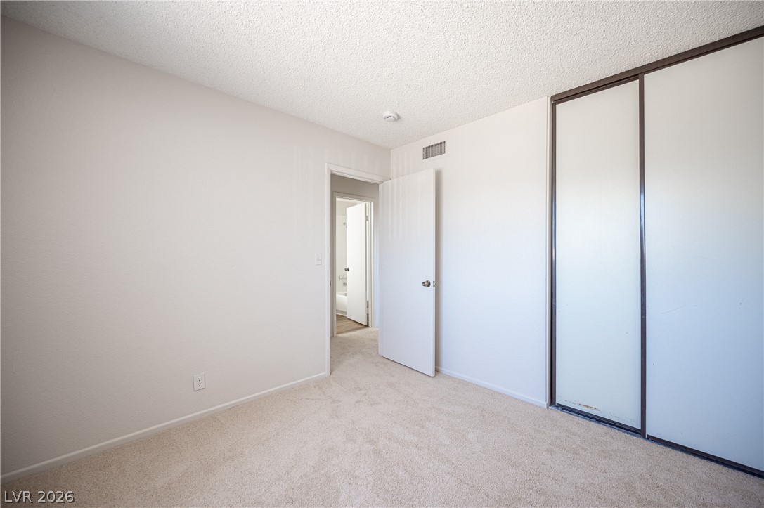 4386 Newhaven Drive Las Vegas NV 89147