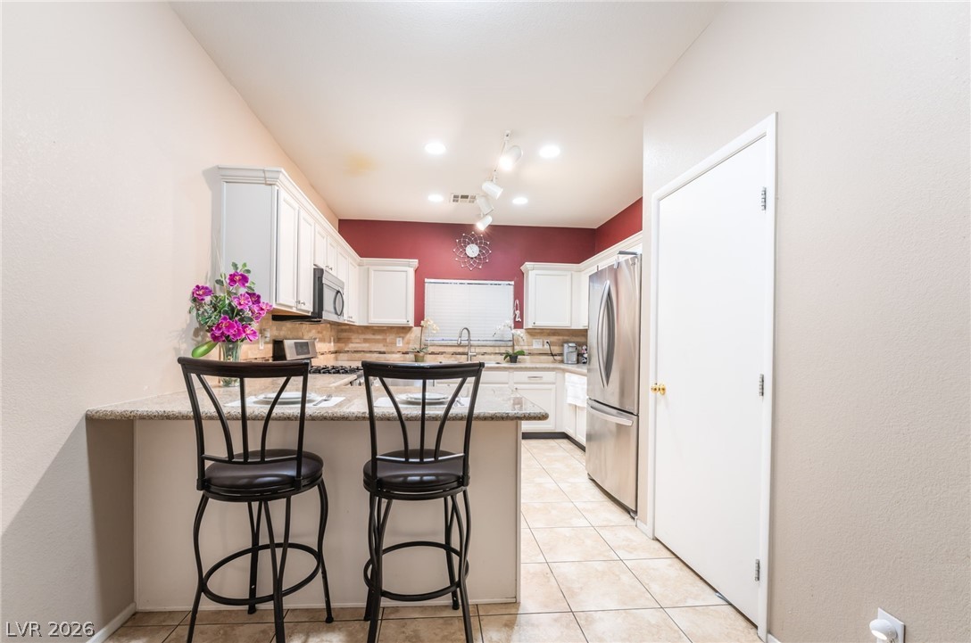 5113 Mambo Vista Avenue Las Vegas NV 89108
