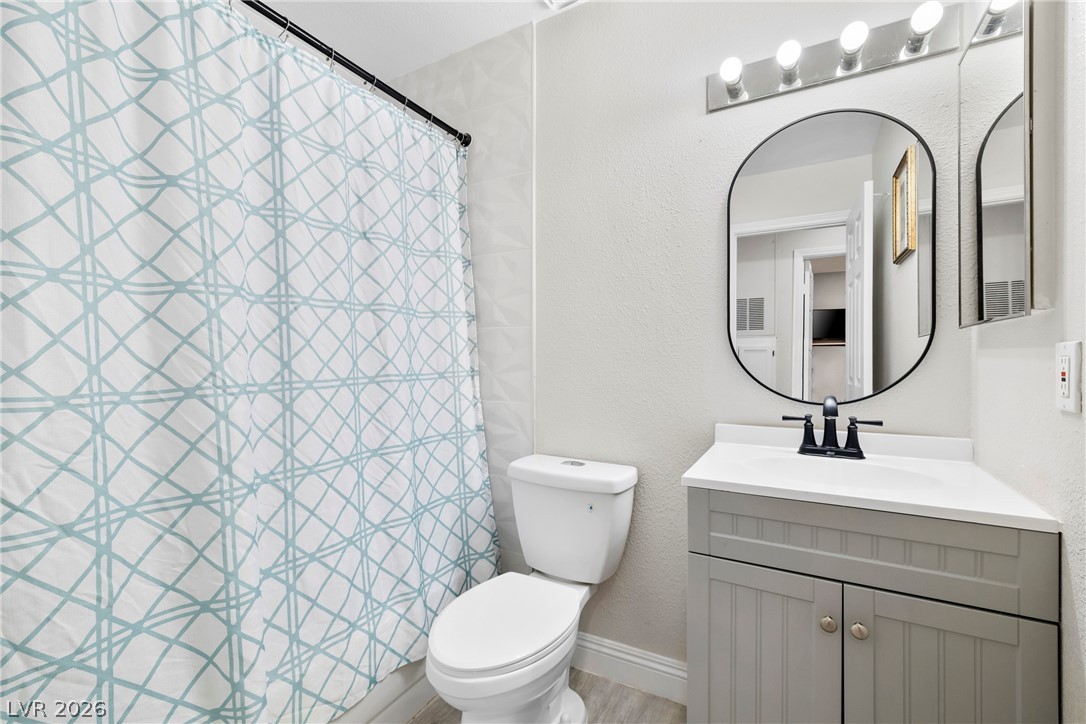 2141 Twickenham Place D Las Vegas NV 89108
