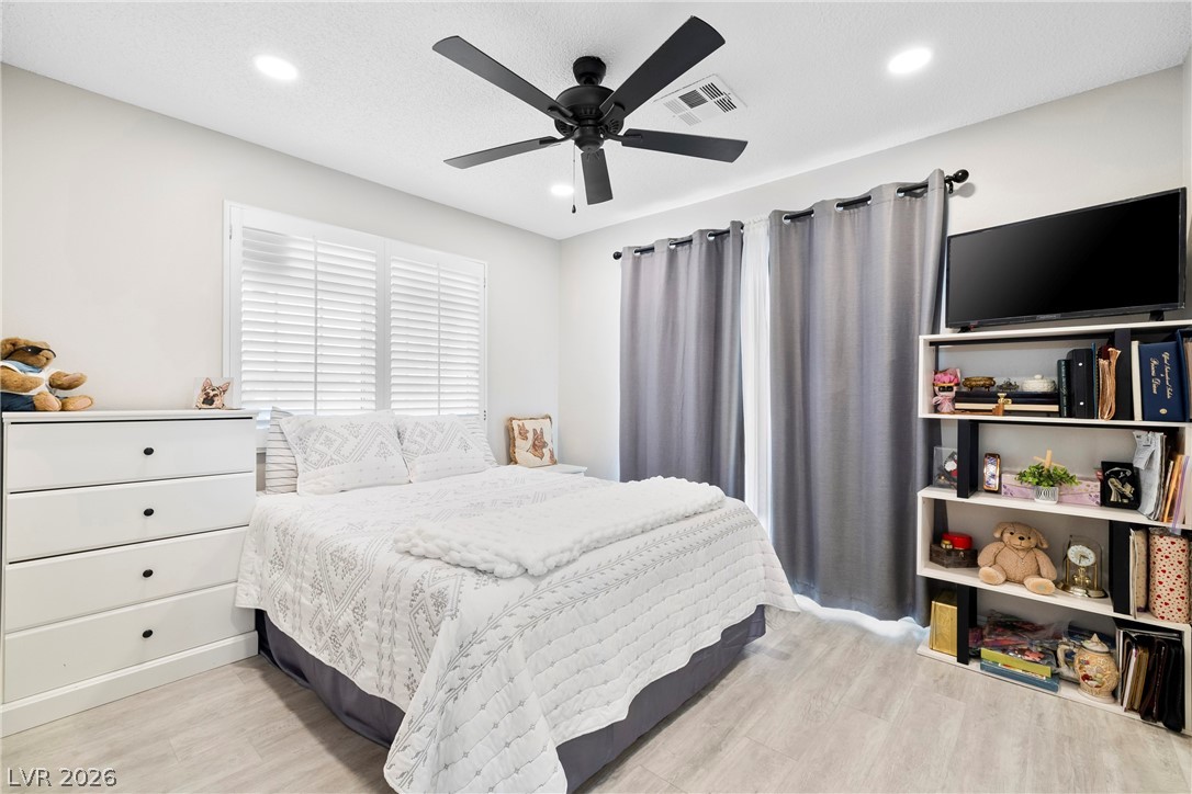 2141 Twickenham Place D Las Vegas NV 89108