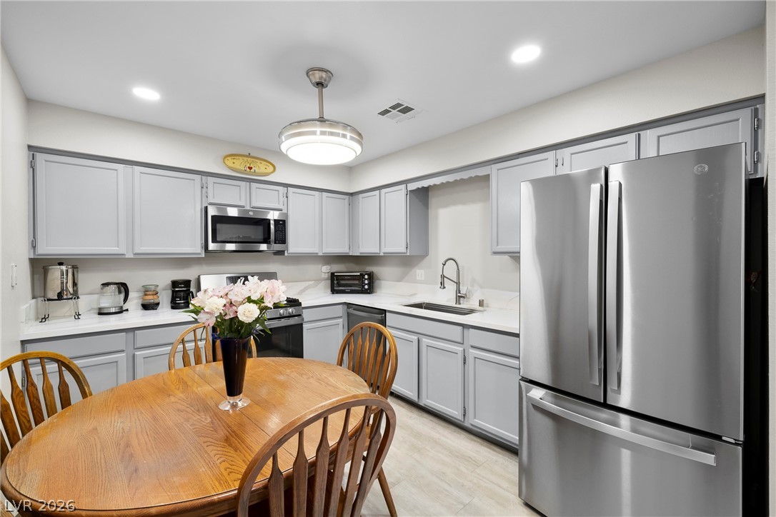 2141 Twickenham Place D Las Vegas NV 89108