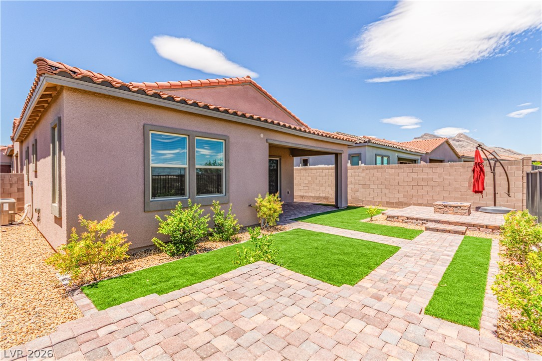 298 Nine Mile Creek Drive Las Vegas NV 89138