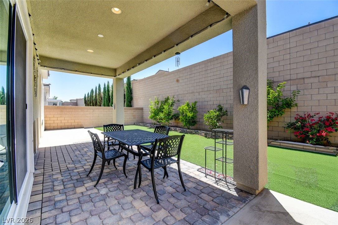 8561 Stokstone Street Las Vegas NV 89166