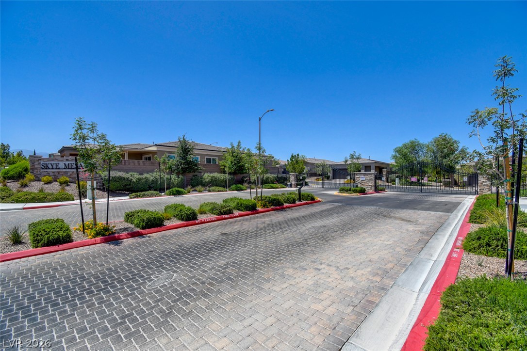 8561 Stokstone Street Las Vegas NV 89166