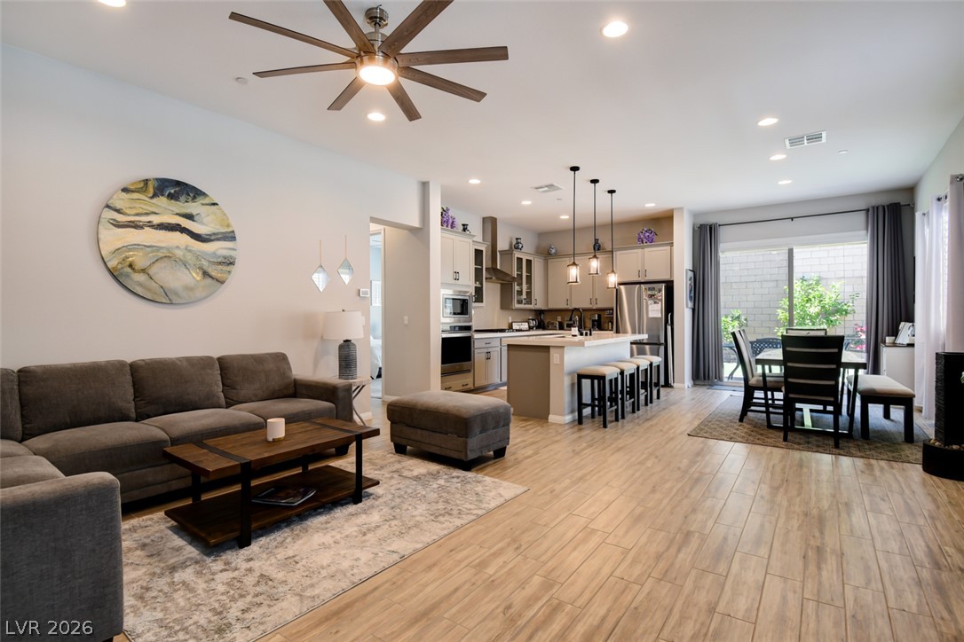 8561 Stokstone Street Las Vegas NV 89166