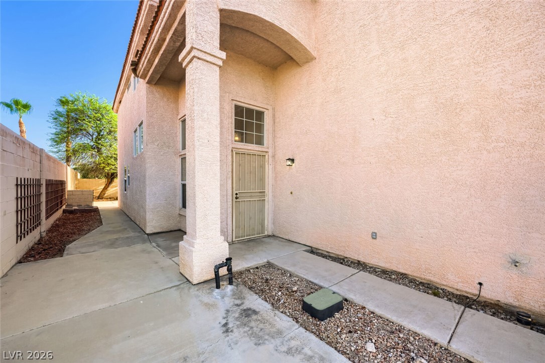9304 Chilly Pond Avenue Las Vegas NV 89129