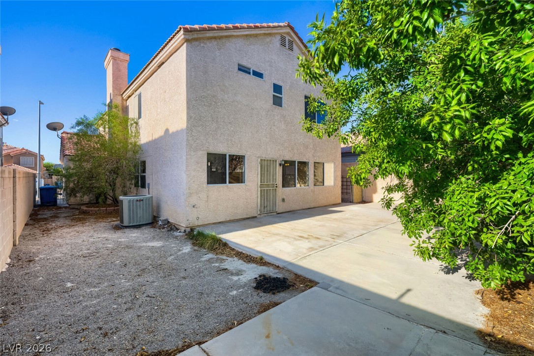 9304 Chilly Pond Avenue Las Vegas NV 89129