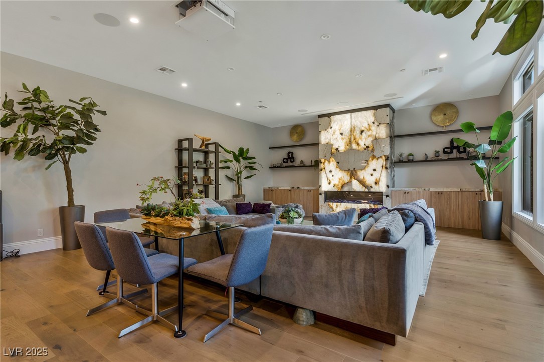 5 Wood Creek Court Las Vegas NV 89141