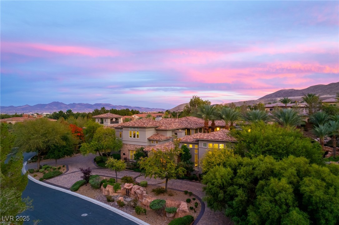 5 Wood Creek Court Las Vegas NV 89141