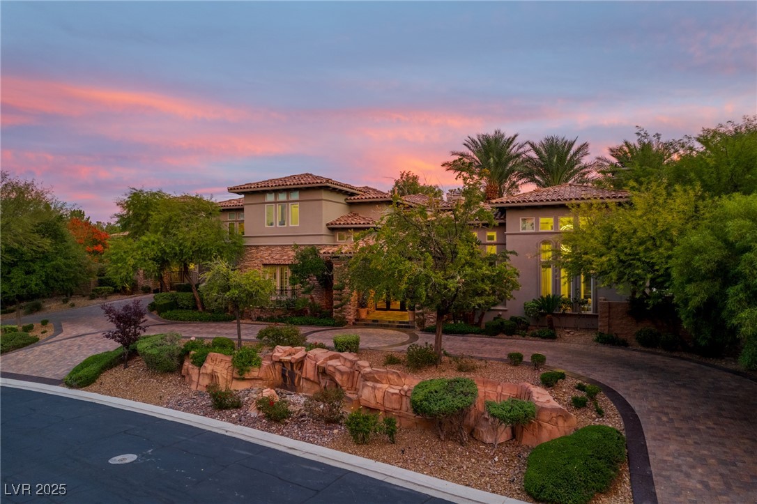 5 Wood Creek Court Las Vegas NV 89141