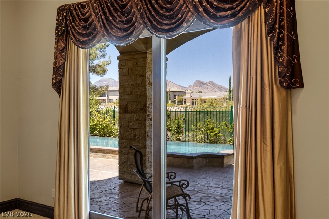 9724 Verlaine Court Las Vegas NV 89145