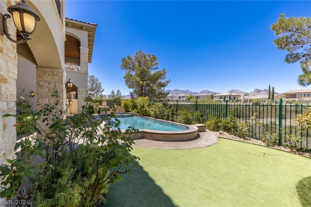 9724 Verlaine Court Las Vegas NV 89145