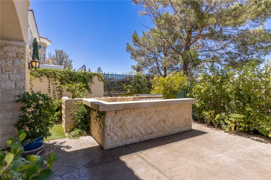 9724 Verlaine Court Las Vegas NV 89145