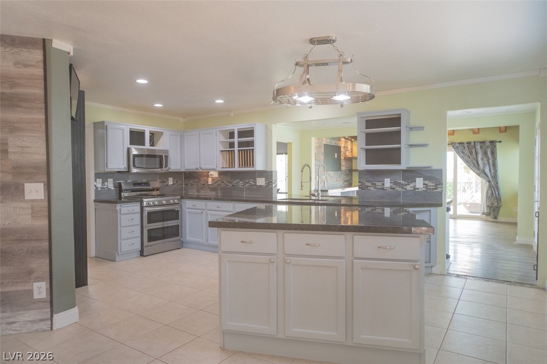 121 Heather Drive Henderson NV 89002