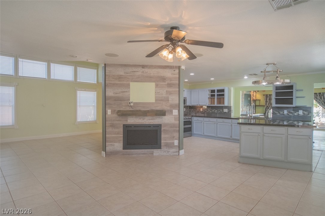 121 Heather Drive Henderson NV 89002
