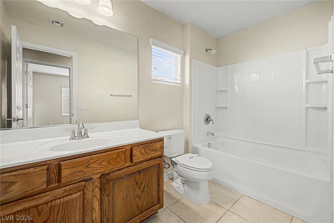 10560 Laurelwood Lake Avenue Las Vegas NV 89166