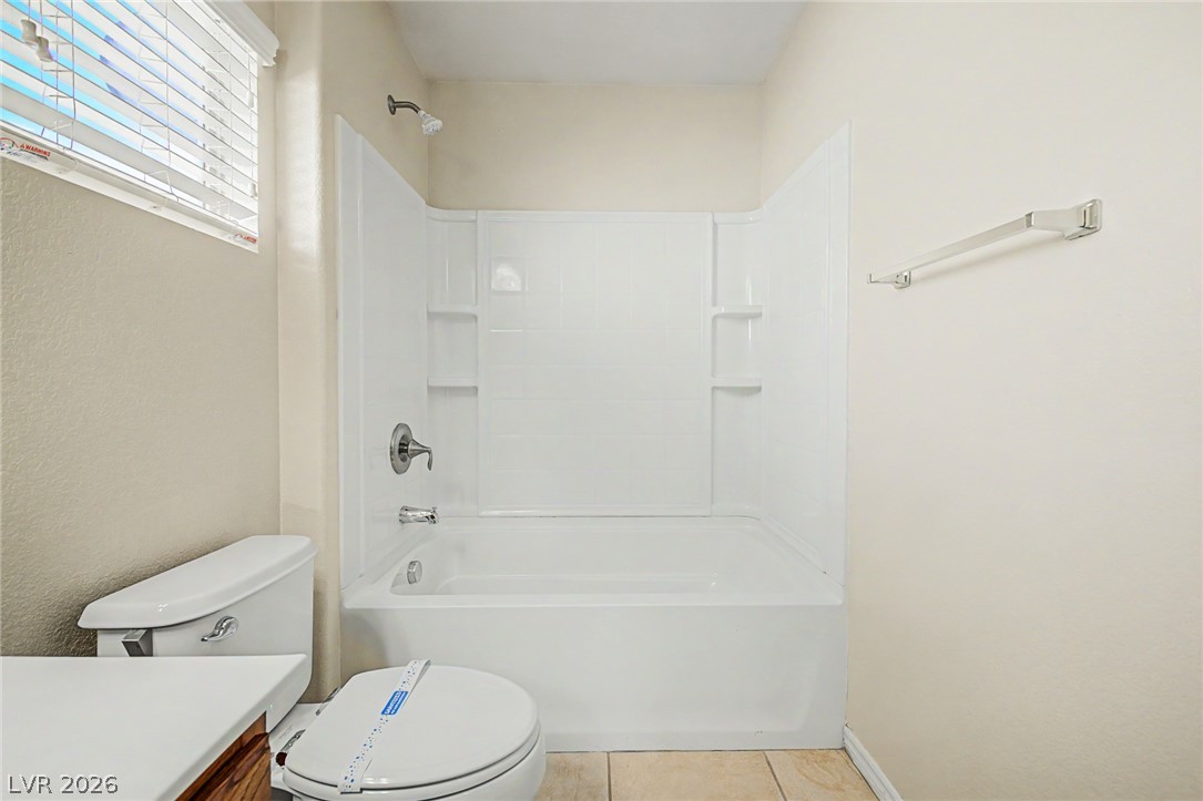 10560 Laurelwood Lake Avenue Las Vegas NV 89166