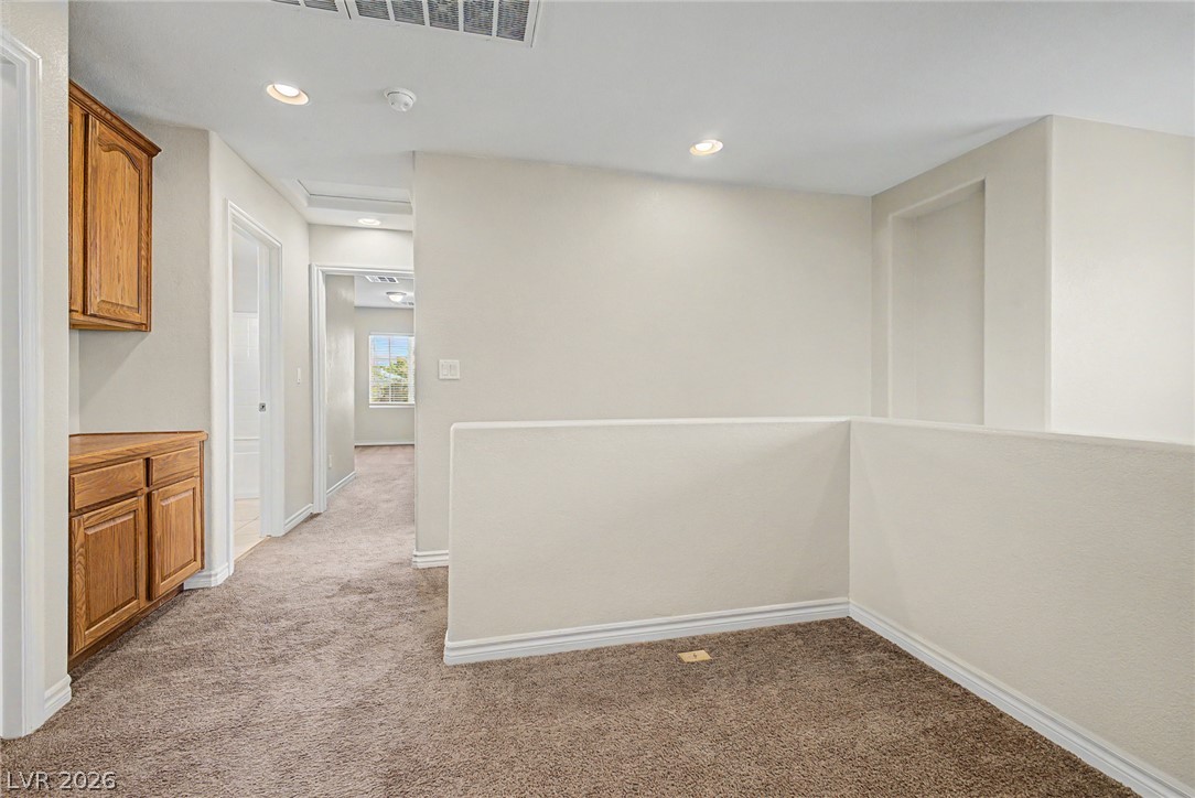 10560 Laurelwood Lake Avenue Las Vegas NV 89166