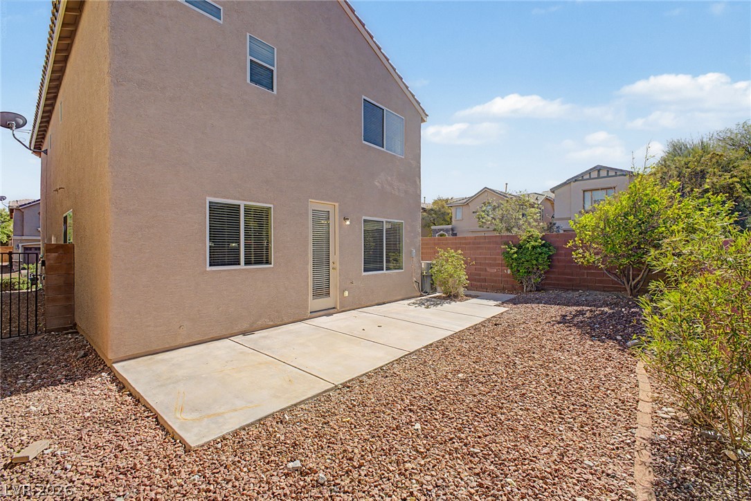 10560 Laurelwood Lake Avenue Las Vegas NV 89166