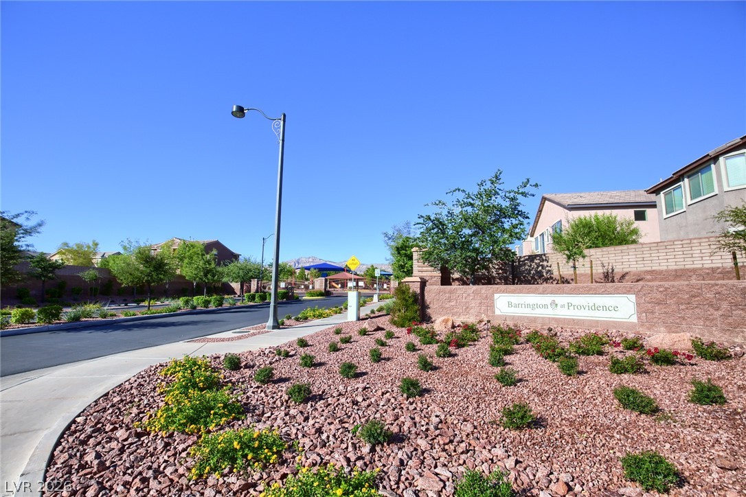 10560 Laurelwood Lake Avenue Las Vegas NV 89166