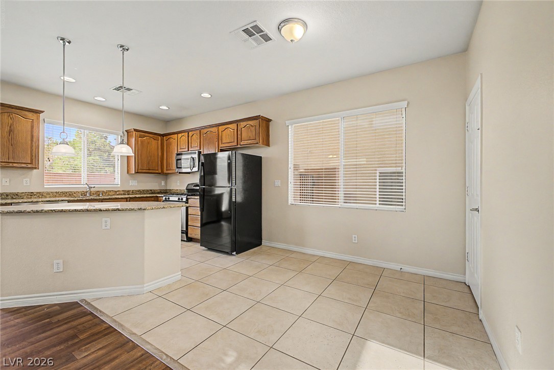 10560 Laurelwood Lake Avenue Las Vegas NV 89166