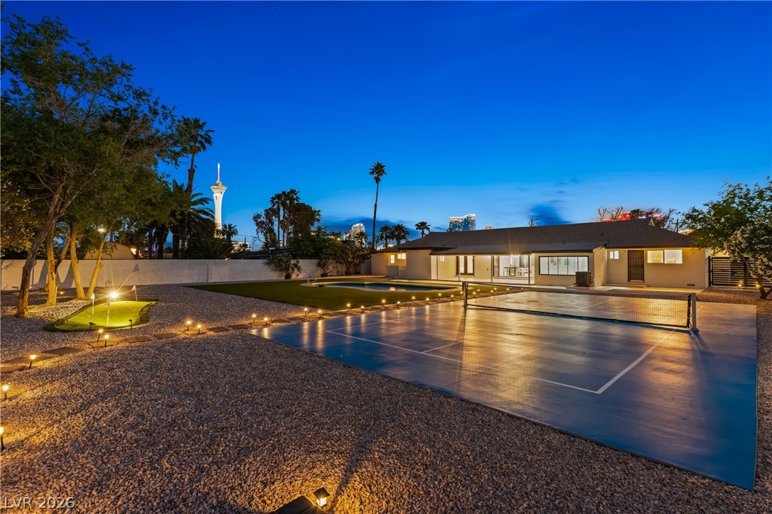 2106 West Oakey Boulevard Las Vegas NV 89102