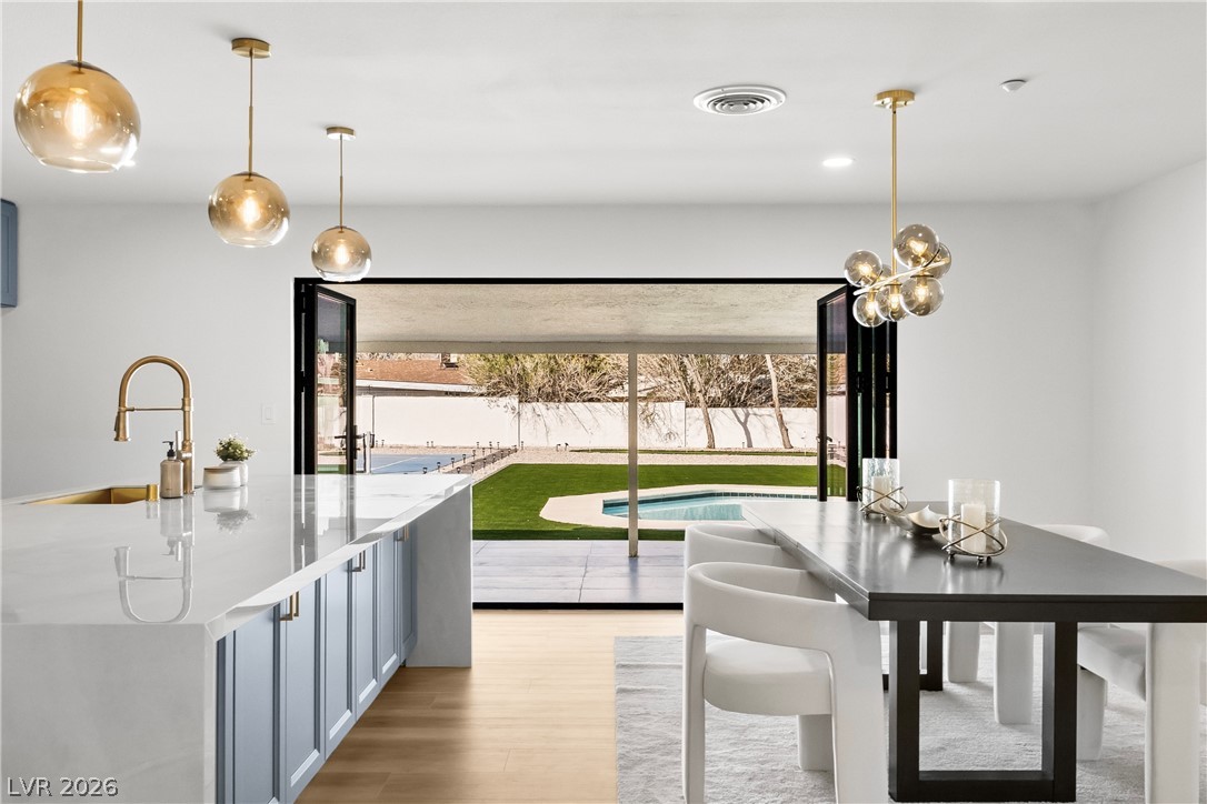 2106 West Oakey Boulevard Las Vegas NV 89102