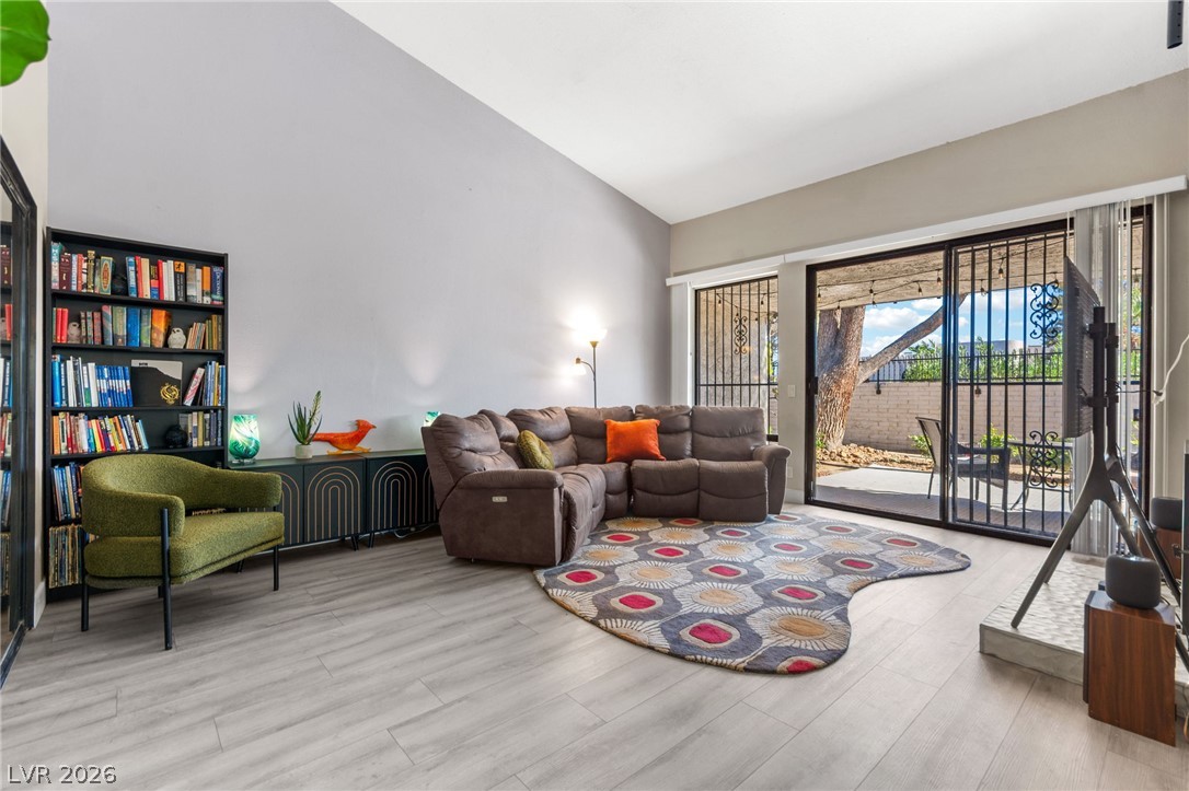 2511 Palmera Drive Las Vegas NV 89121