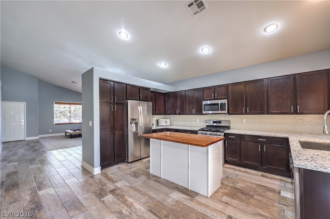 2421 Sunrise Springs Court North Las Vegas NV 89031