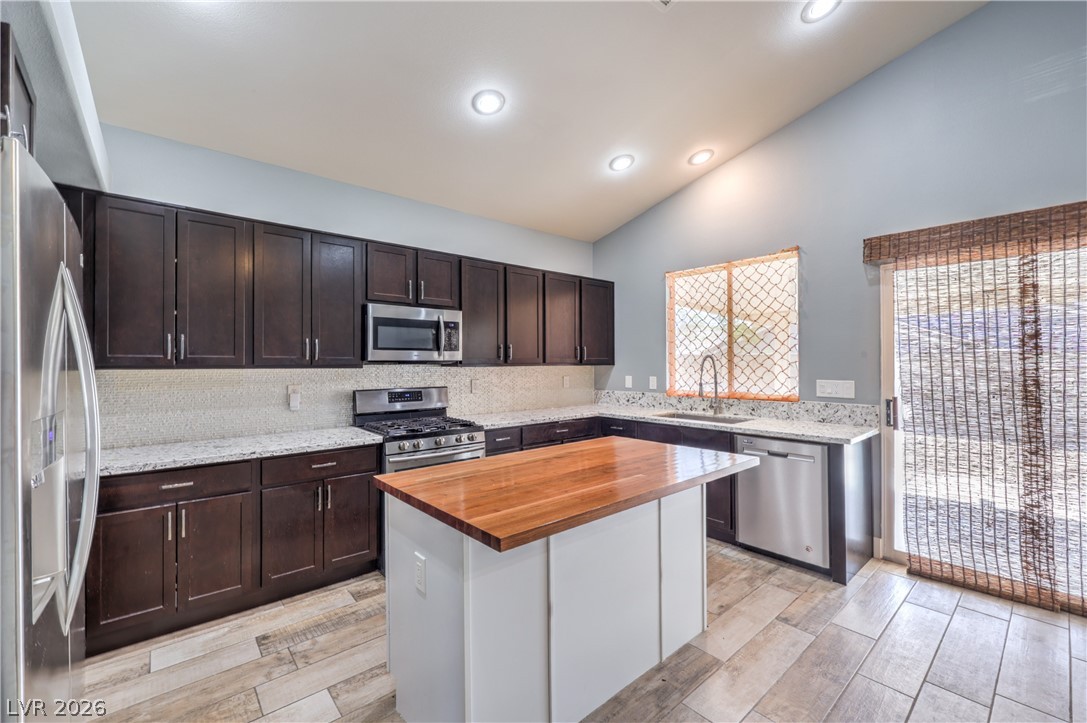 2421 Sunrise Springs Court North Las Vegas NV 89031