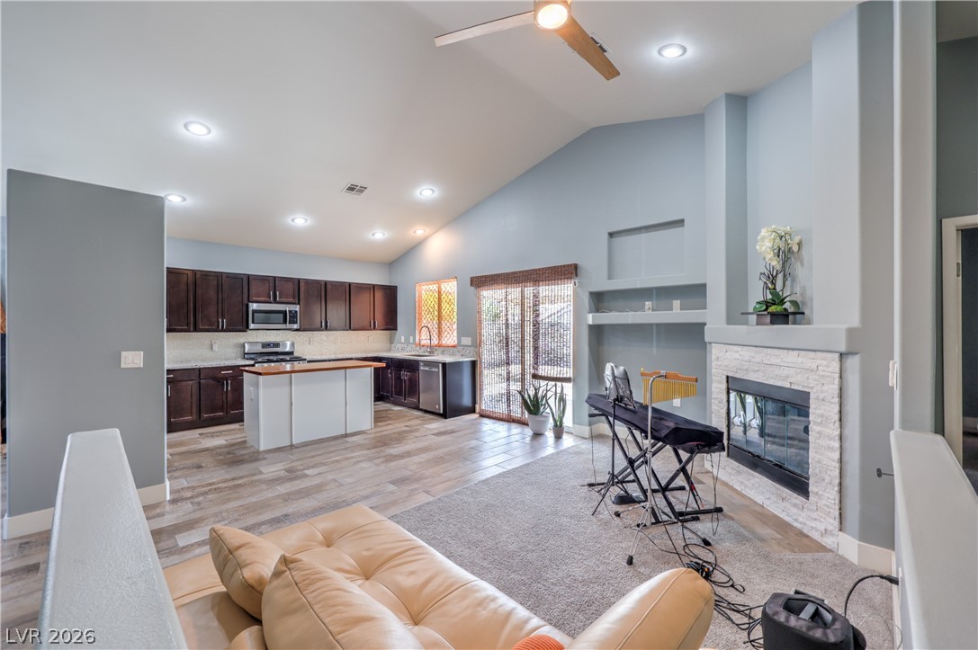 2421 Sunrise Springs Court North Las Vegas NV 89031