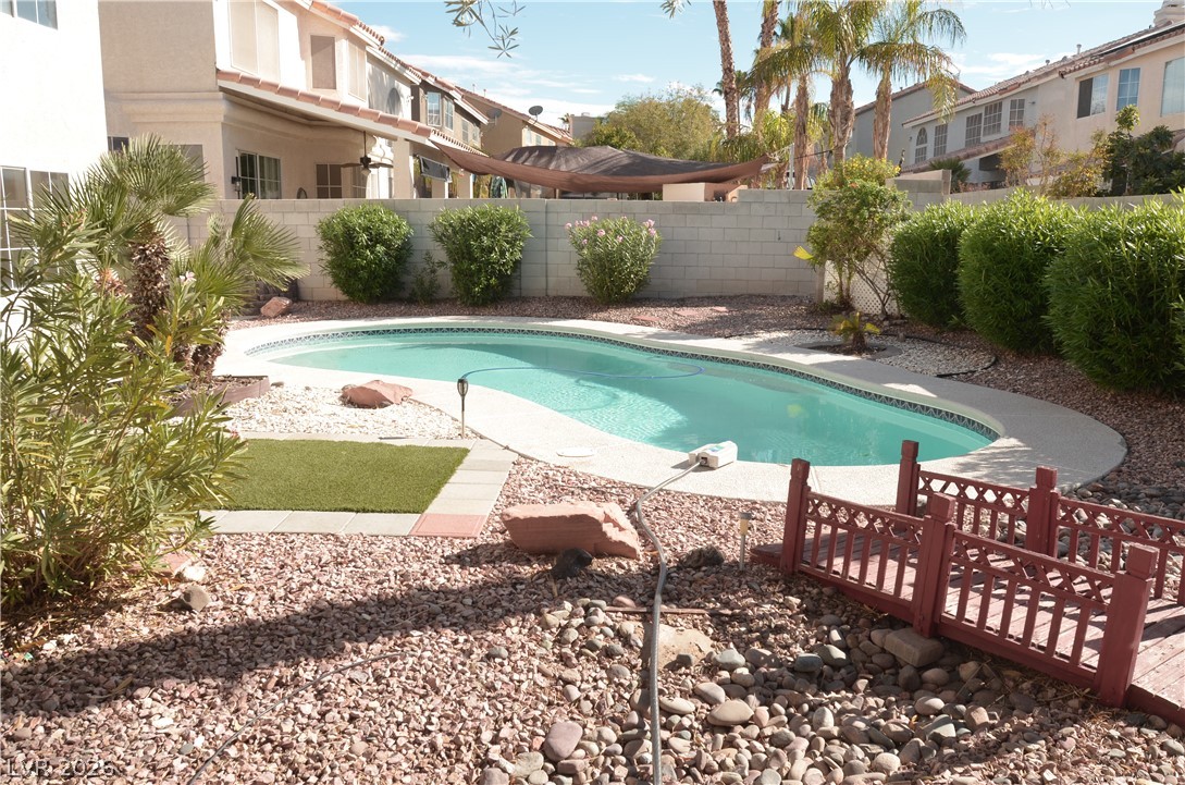 11 Old Lake Circle Henderson NV 89074