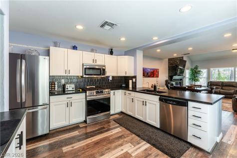 6956 Emerald Springs Lane Las Vegas NV 89113