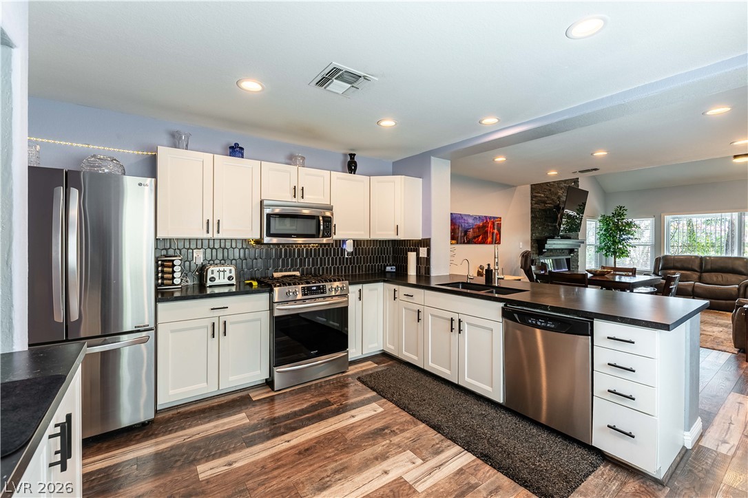6956 Emerald Springs Lane Las Vegas NV 89113