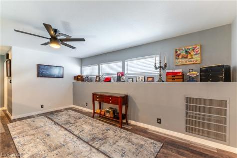 6956 Emerald Springs Lane Las Vegas NV 89113