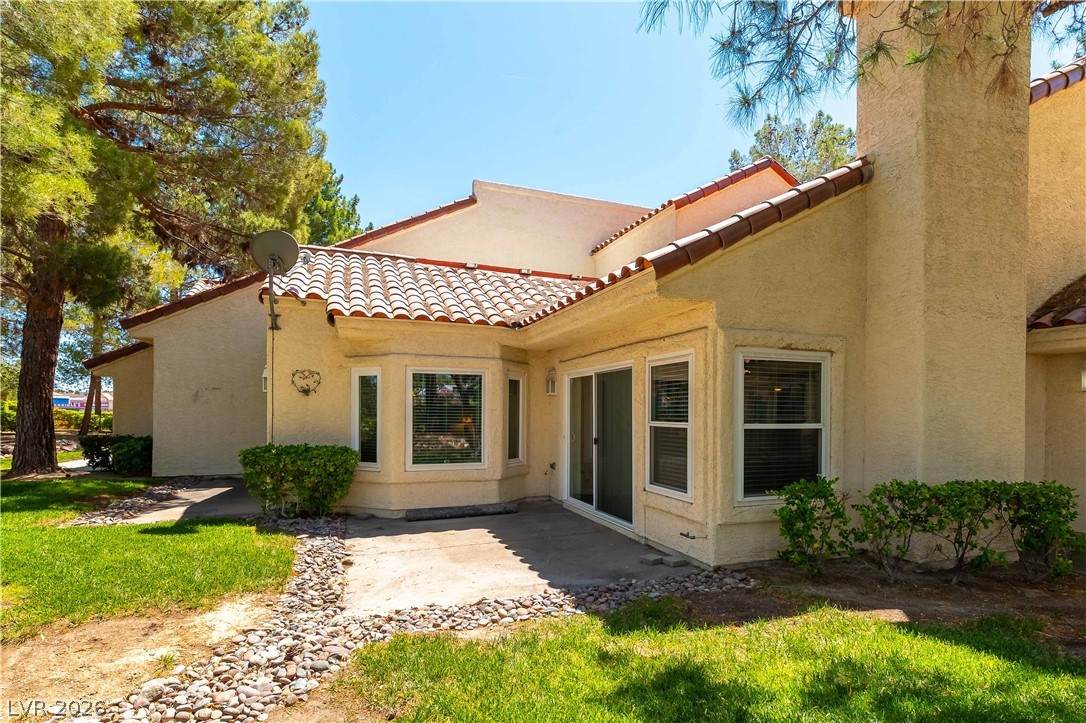 6956 Emerald Springs Lane Las Vegas NV 89113