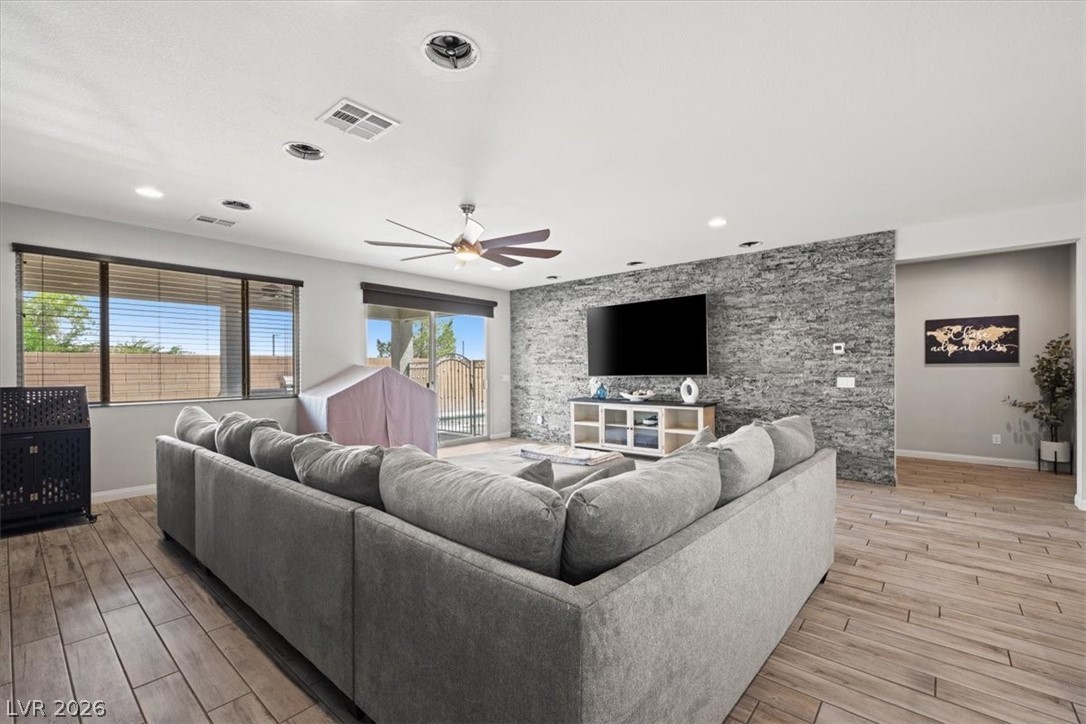 6320 Regina Ridge Street Las Vegas NV 89149